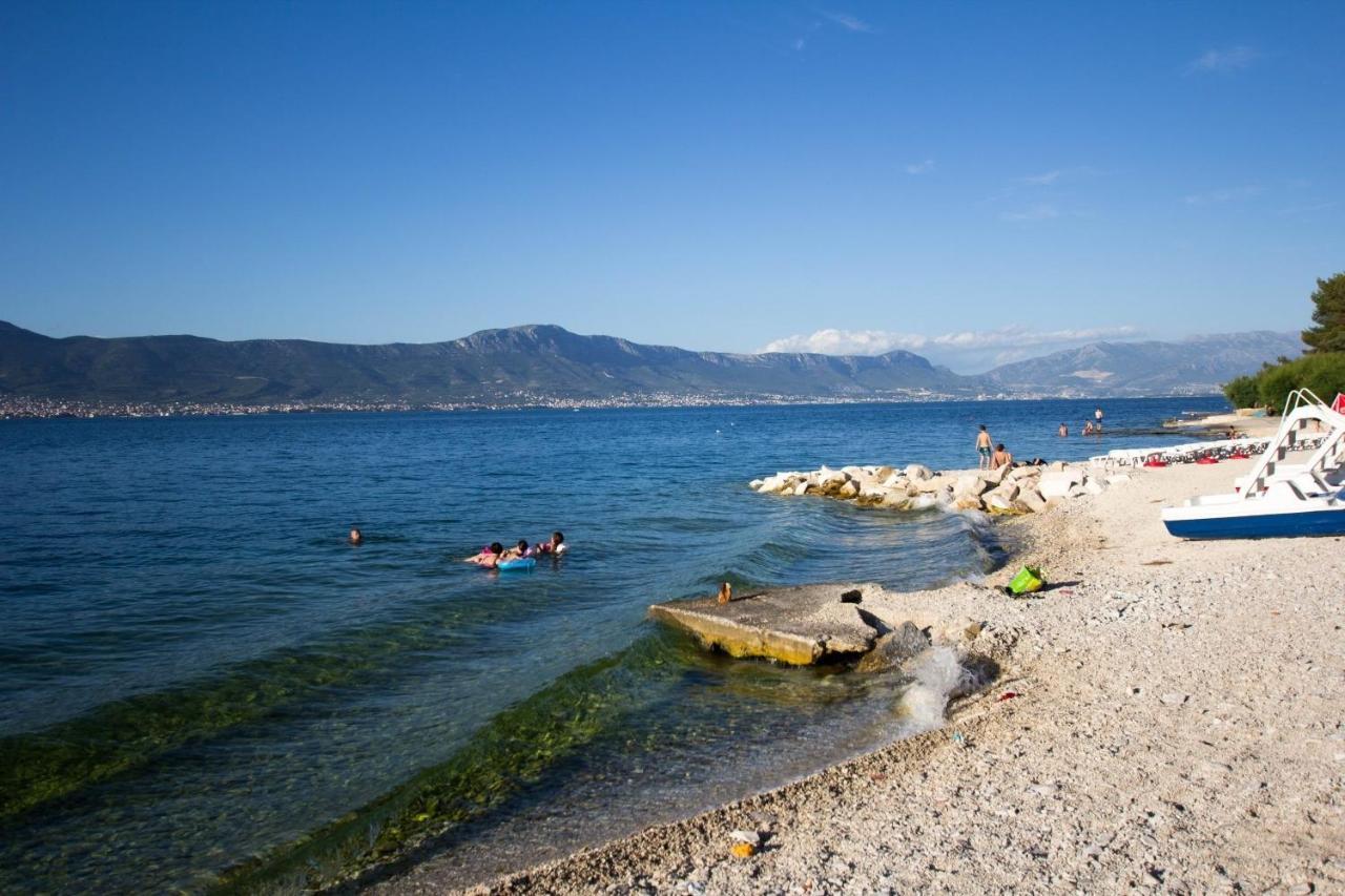 Apartments David - 20M From The Beach With Parking Trogir Kültér fotó